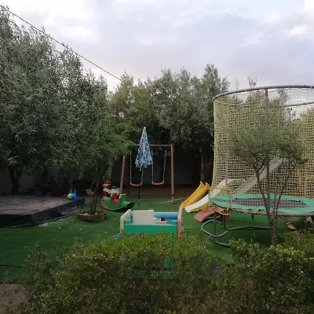 Rebecca בית נופש *