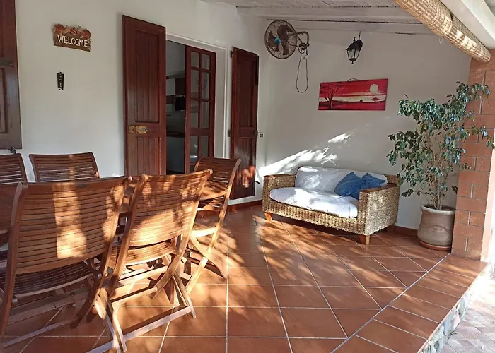 Vakantiehuis Rebecca Solanas (Cagliari)